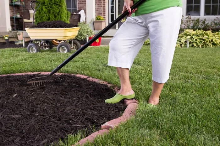 How long does mulch last in Richmond, CA